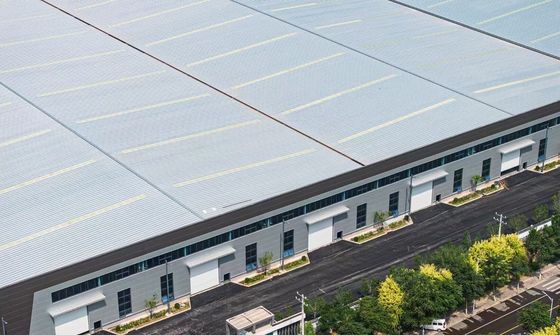 Настраиваемый склад стальной конструкции из материала Q355B с грузоподъемностью крана 5–30 тонн и максимальной ветровой нагрузкой 280 км/ч